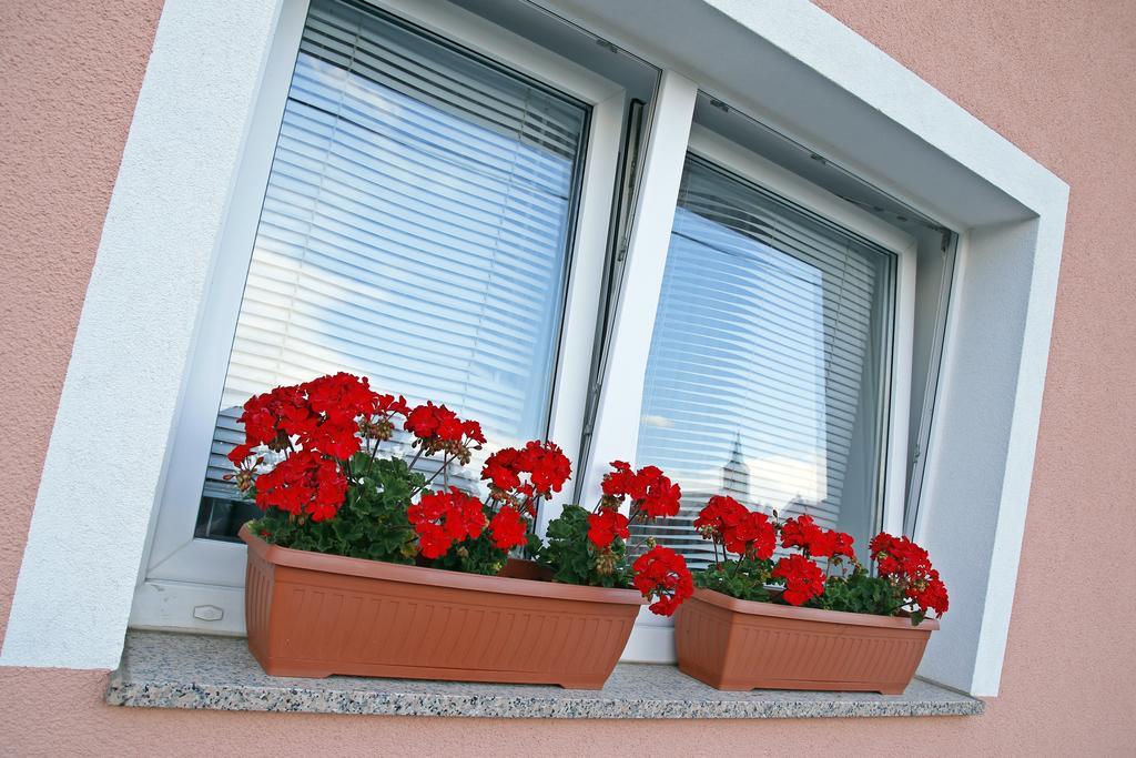 Apartment House Lalita Фужине Екстер'єр фото
