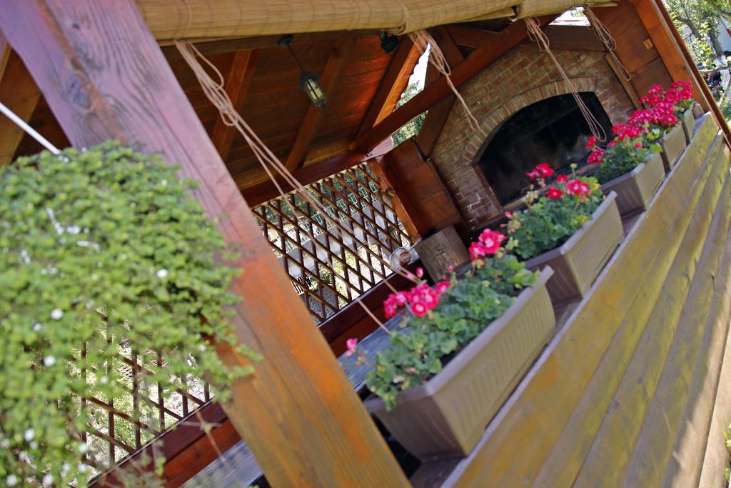 Apartment House Lalita Фужине Екстер'єр фото