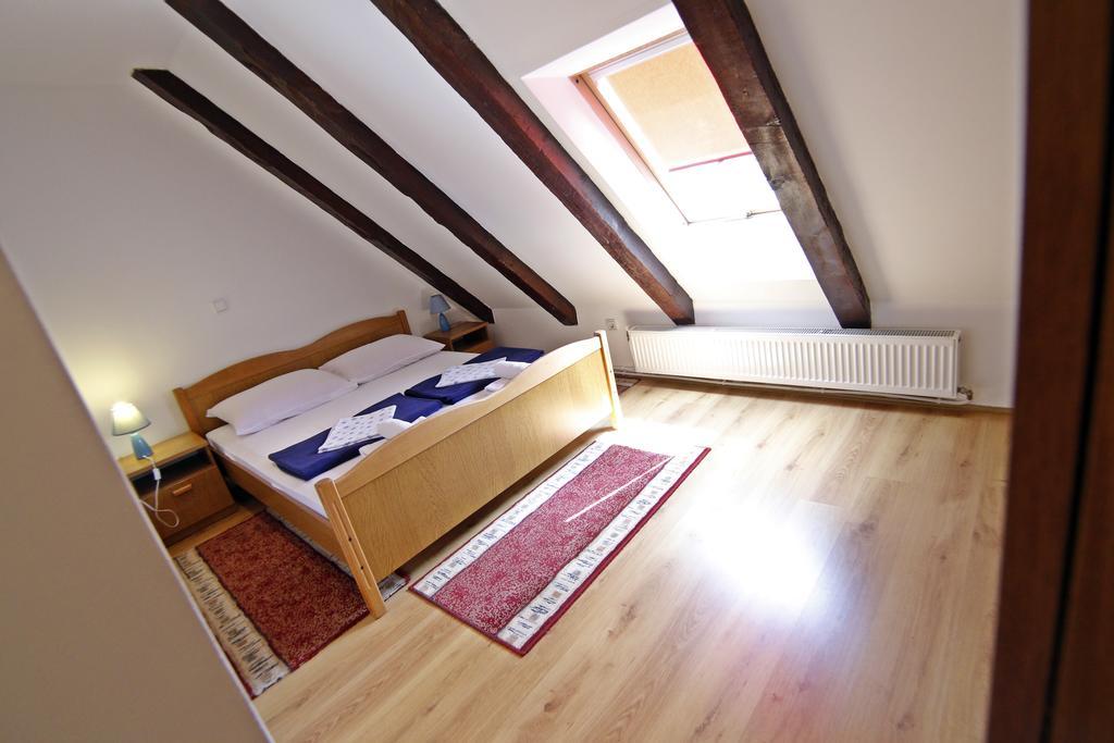 Apartment House Lalita Фужине Екстер'єр фото